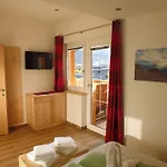 Gundolf Christine Appartement
