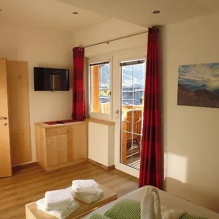 Gundolf Christine דירה